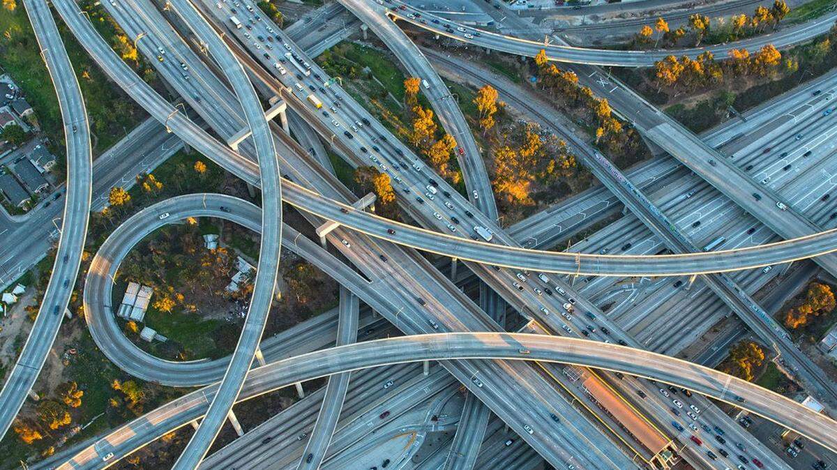 When it comes to managing infrastructure, the profit-driven private sector often get the better part of the deal in public-private partnerships .