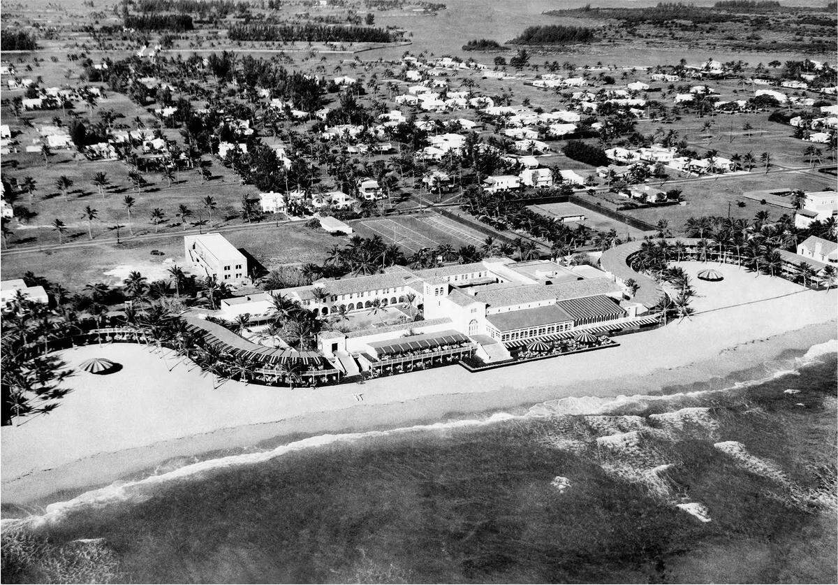 he Surf Club in its early days.