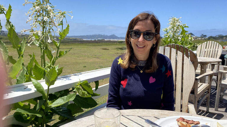 ‘She lit up every room’ — mother, grandmother who treated all like a friend dies in Surfside