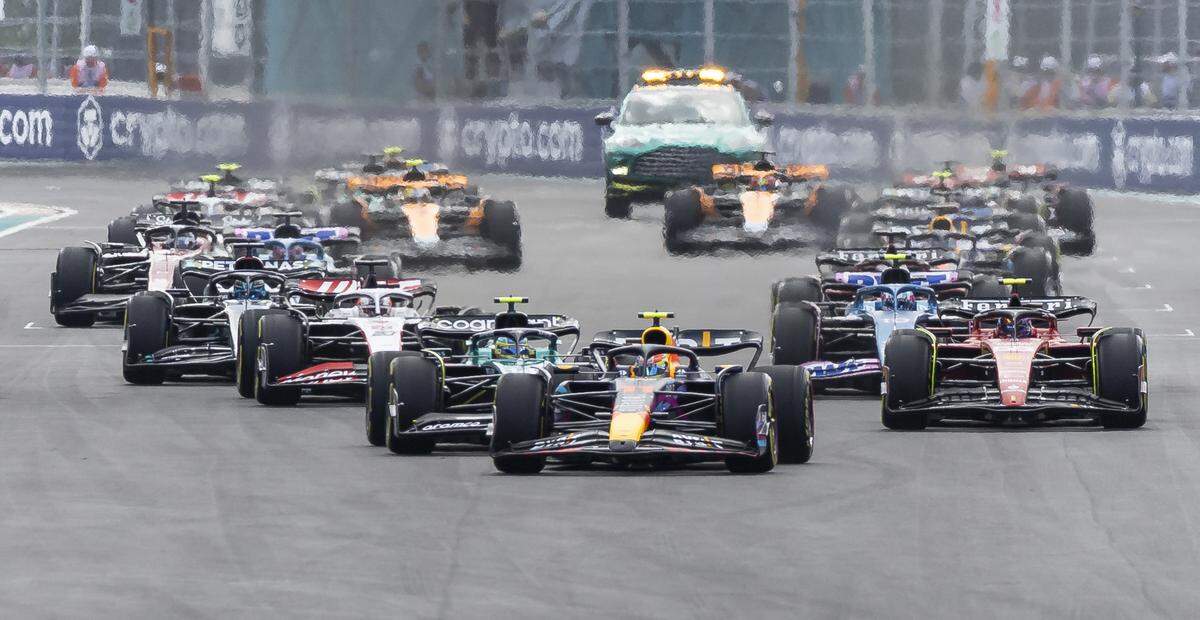 Cars take off from the starting grid during the Formula One Miami Grand Prix at the Miami International Autodrome on Sunday, May 7, 2023, in Miami Gardens, Fla.