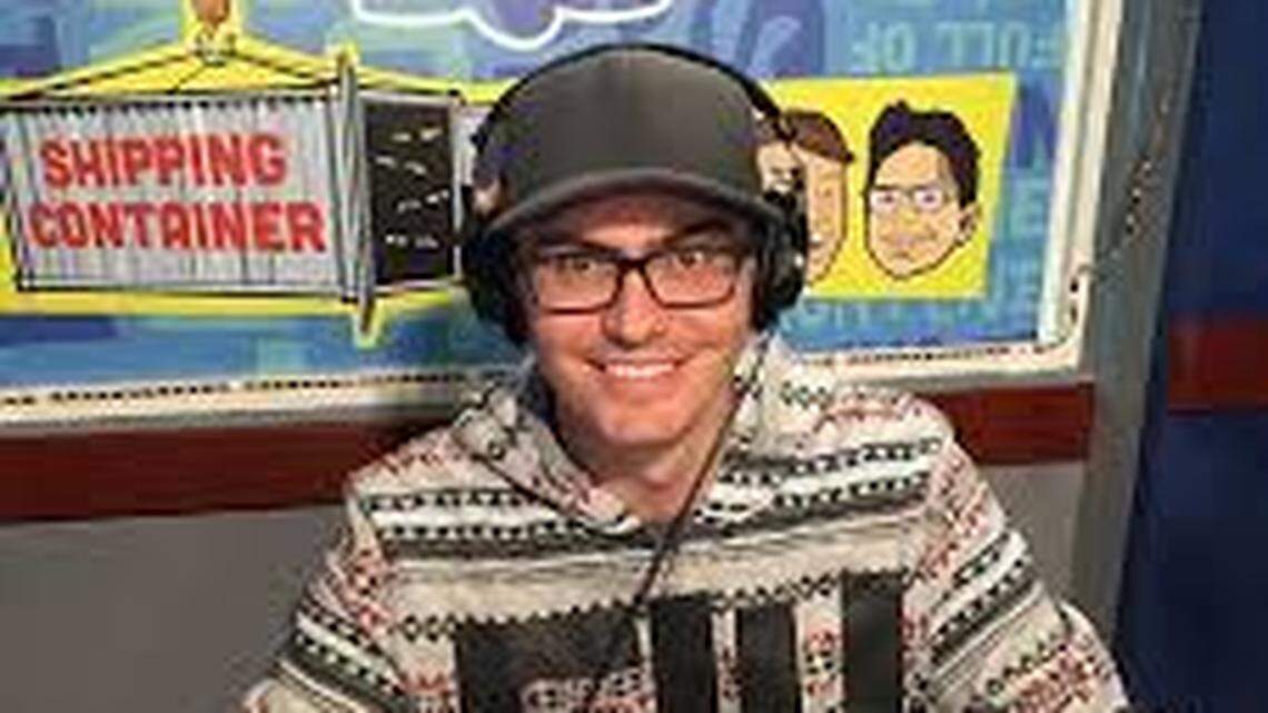 Billy Gil, beloved member of Dan LeBatard Show’s “Shipping Container,” is leaving the popular Miami-based podcast after 15 years.