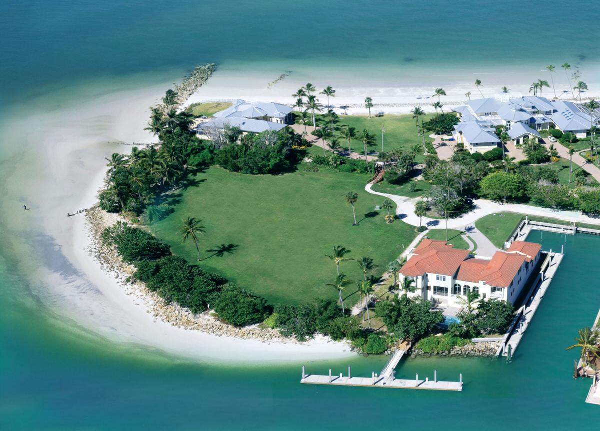 Es la casa en venta más cara en la Florida: $295 millones. Se asienta sobre nueve acres con una amplia playa privada y vistas al Golfo de México.
