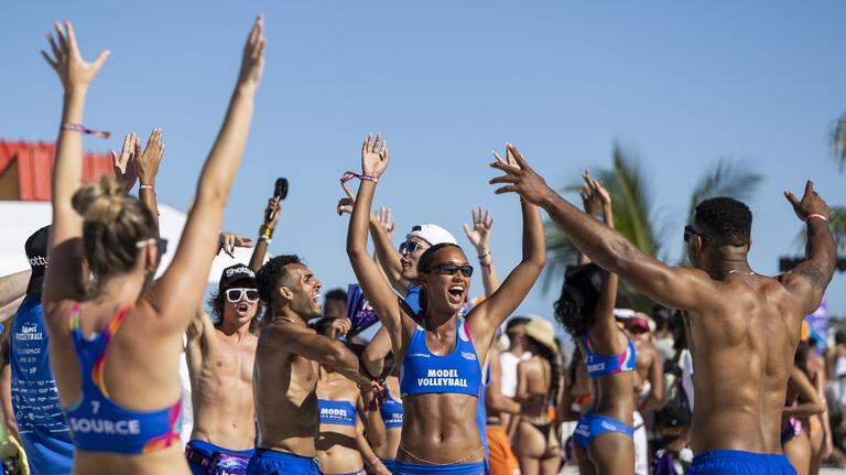 Photo Gallery: Model Volleyball in Miami Beach | Saturday, April 18, 2026