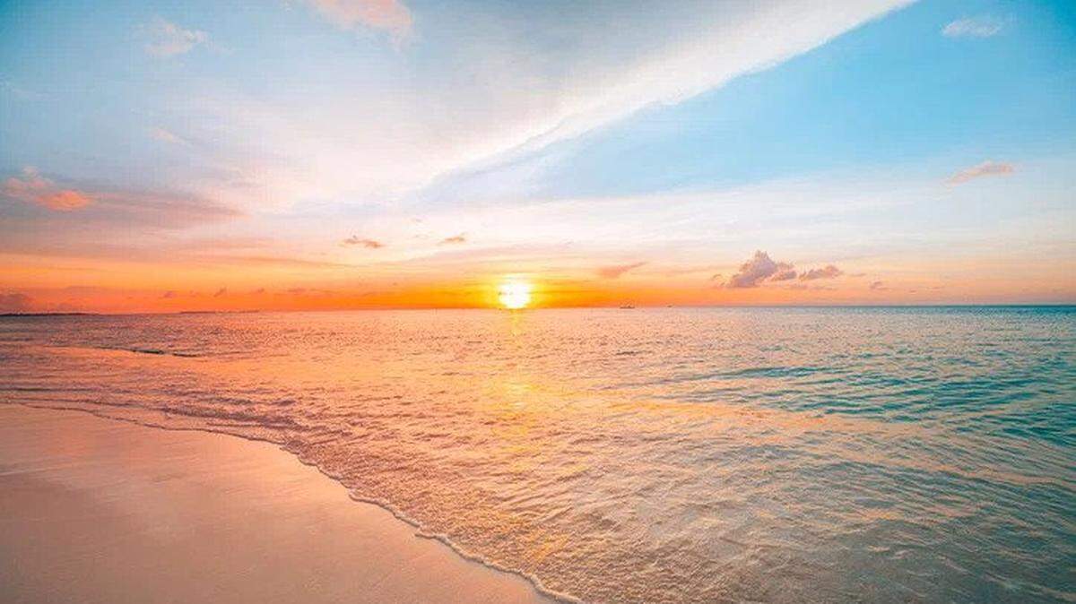 Weeks of quarantine help one keep track of sunrise and sunset every day
