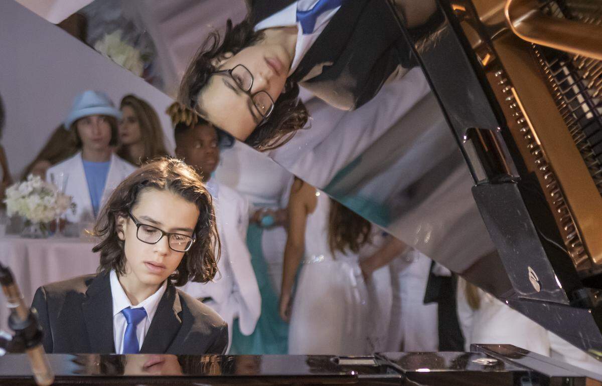 The Little Dreams Foundation Gala at the Moore Building in Miami on Nov. 16th, 2019. (Photo by MagicalPhotos.com / Mitchell Zachs)