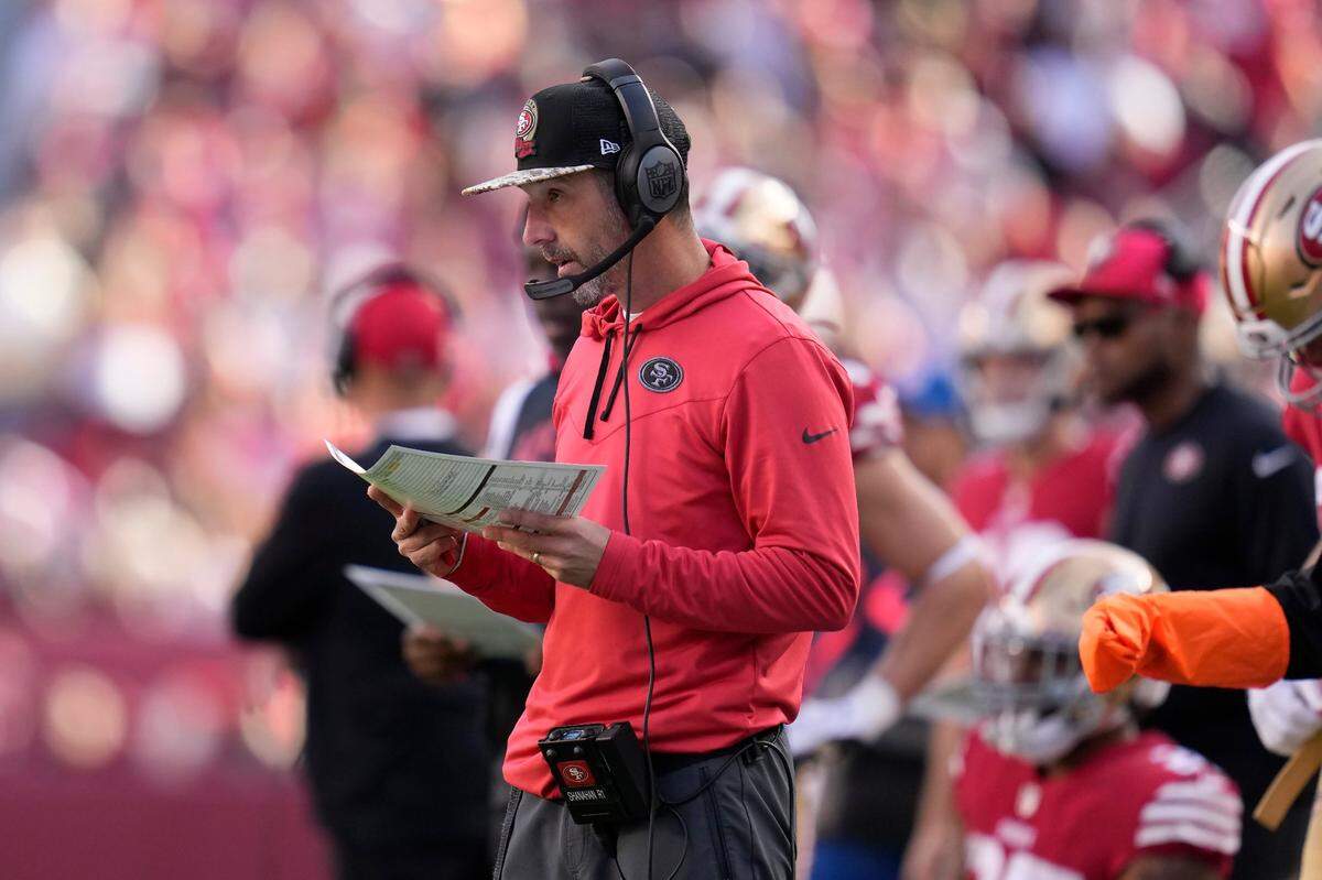 San Francisco 49ers head coach Kyle Shanahan watches from the sideline during the first half of the team’s NFL football game against the New Orleans Saints in Santa Clara, Calif., Sunday, Nov. 27, 2022. (AP Photo/Godofredo A. VÃ(degrees)squez)