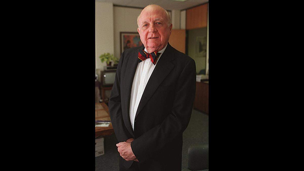 Murray Dubbin, in an April 21, 1998, file photo, was city attorney for Miami Beach at the time. He was one of the first two Jewish men from South Florida elected to the Florida Legislature.