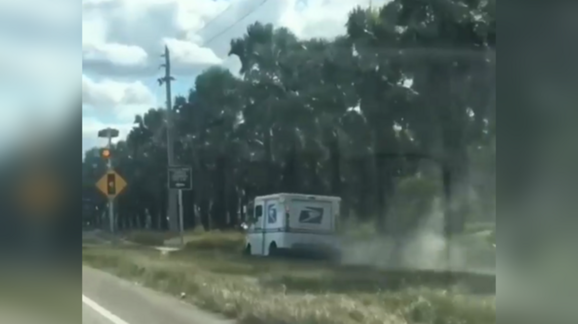 Traffic was at a standstill, so this postal worker went rogue in South Miami-Dade