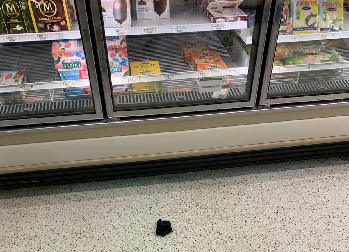 Really, bro? On the floor inside Publix? Why are you so lame?
