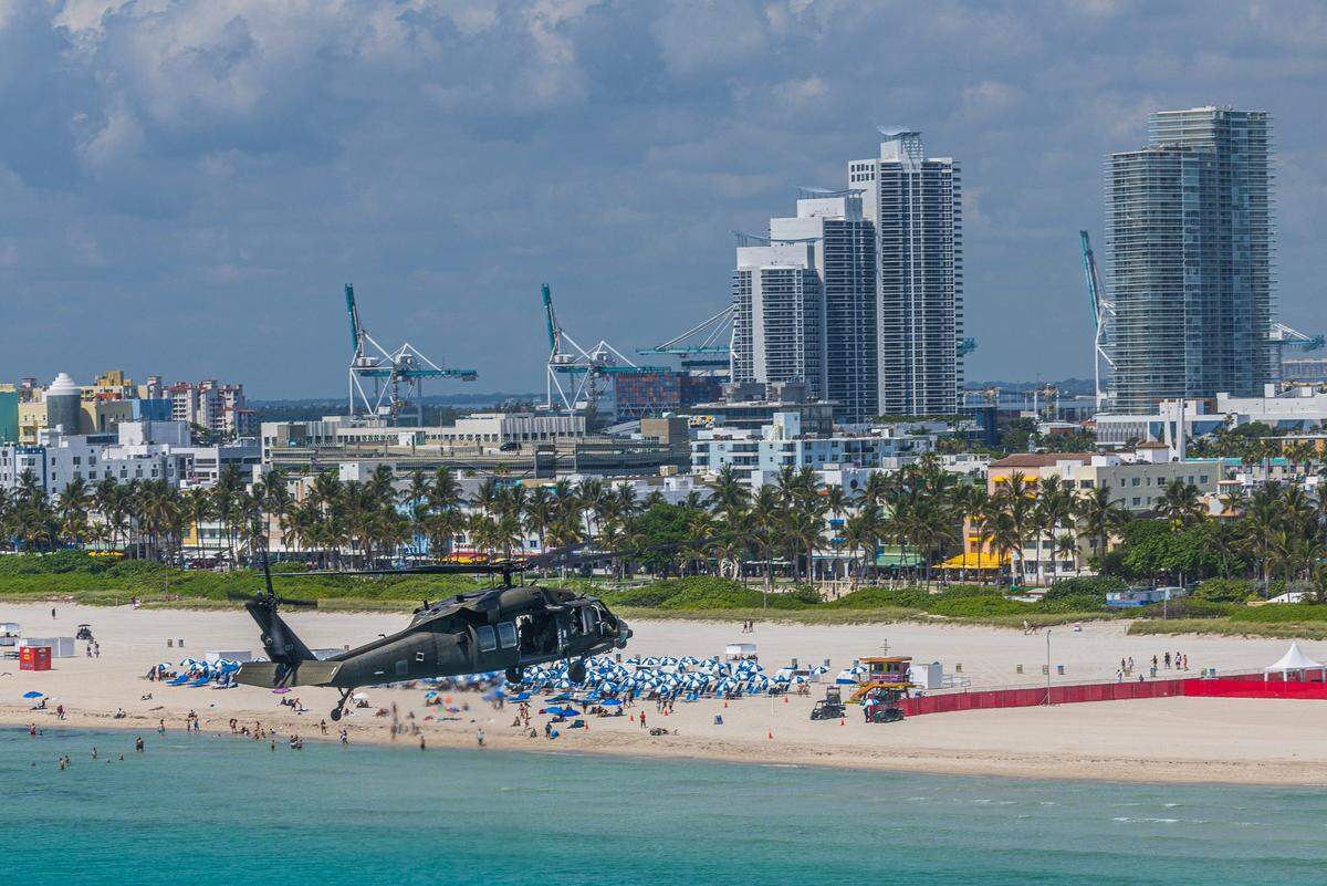 A UH-60 Black Hawk from the 8-229th Assault Helicopter Battalion, based at Fort Knox, Ky., flies over South Beach during a rehearsal for the Hyundai Air & Sea Show, part of Miami Beach’s annual National Salute to America’s Heroes, on Friday, May 23, 2025.
