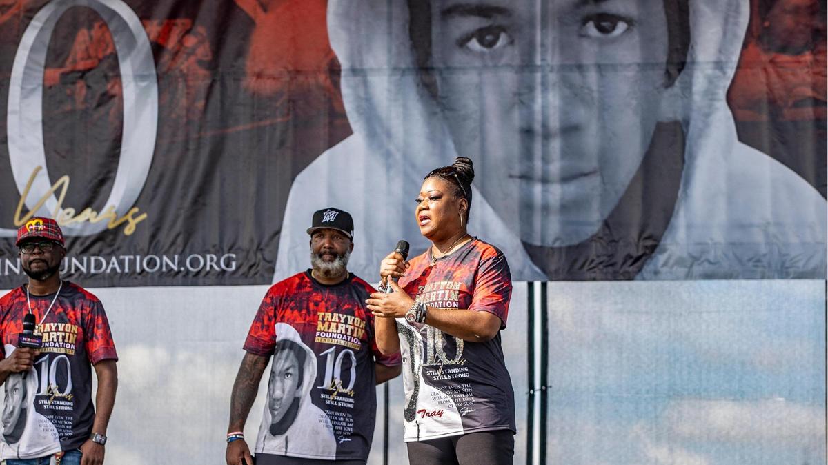 Trayvon Martin’s father, Tracy Martin, and mother, Sybrina Fulton, speak during the annual Trayvon Martin Foundation Peace Walk and Peace Talk at Ives Estate Park on February 05, 2022. Local elected officials and artists attended the event to remember and celebrate Trayvon’s birthday 10 years after his death.