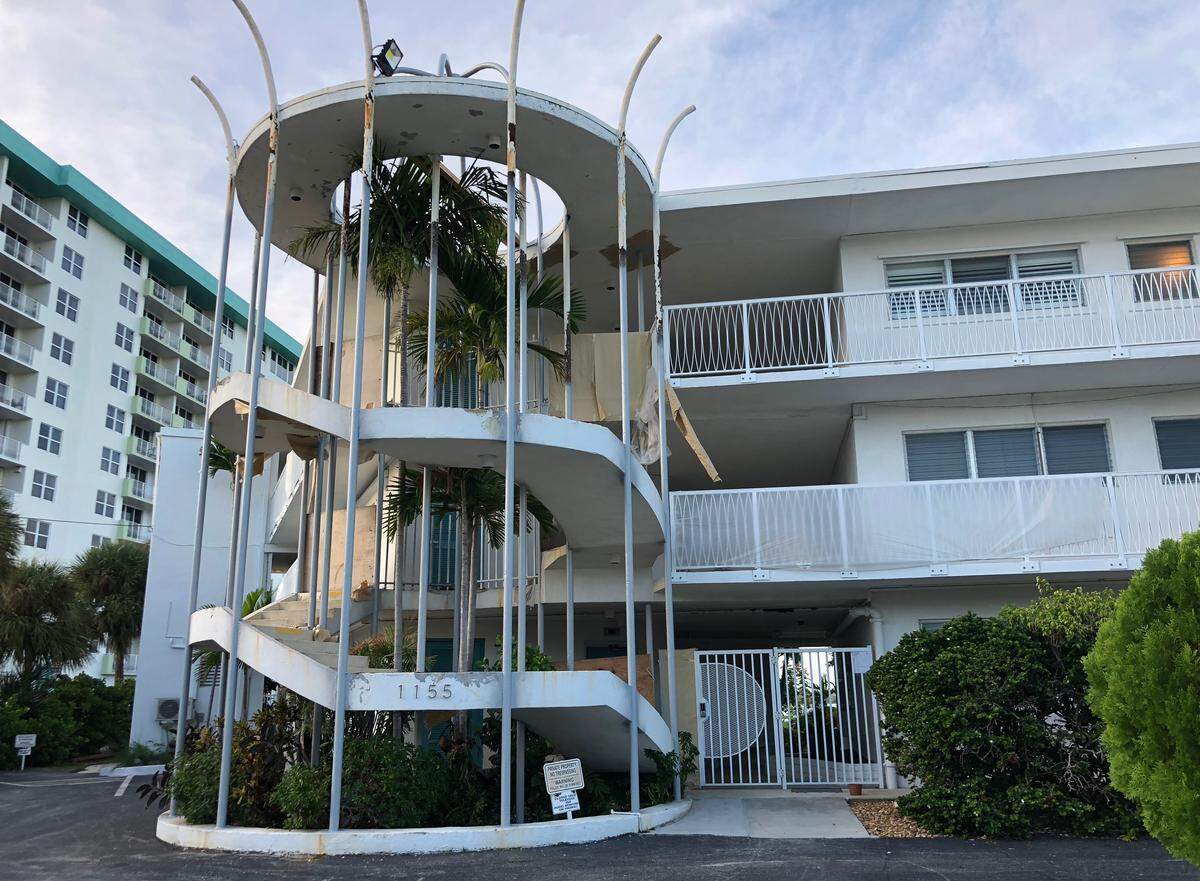 The Bay Harbor Club, also known as the “Dexter” building, is known for its birdcage staircase, a historically designated Miami Modern (MiMo) landmark. The co-op building is on one of six parcels affected by the proposed Bay Harbor Islands charter amendment.