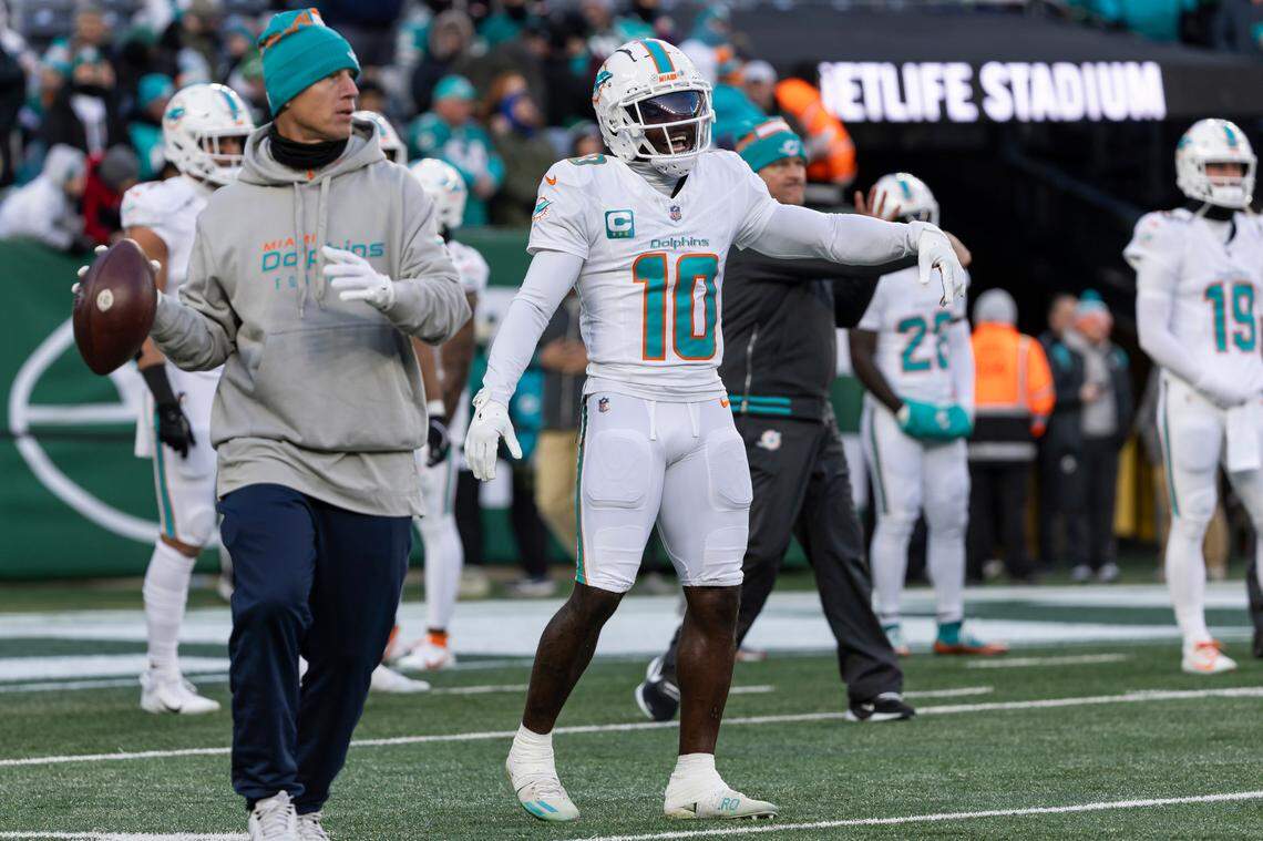 Miami Dolphins wide receiver Tyreek Hill (10) reacts before his NFL game against the New York Jets at the MetLife Stadium on Sunday, Jan. 5, 2025, in East Rutherford, N.J.