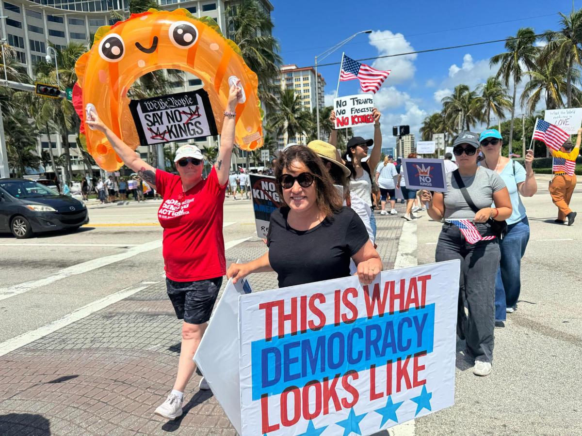 Fort Lauderdale, Florida, June 14, 2025 - People protest in Fort Lauderdale, Florida, during the ‘No Kings’ anti-Trump protests planned across South Florida.