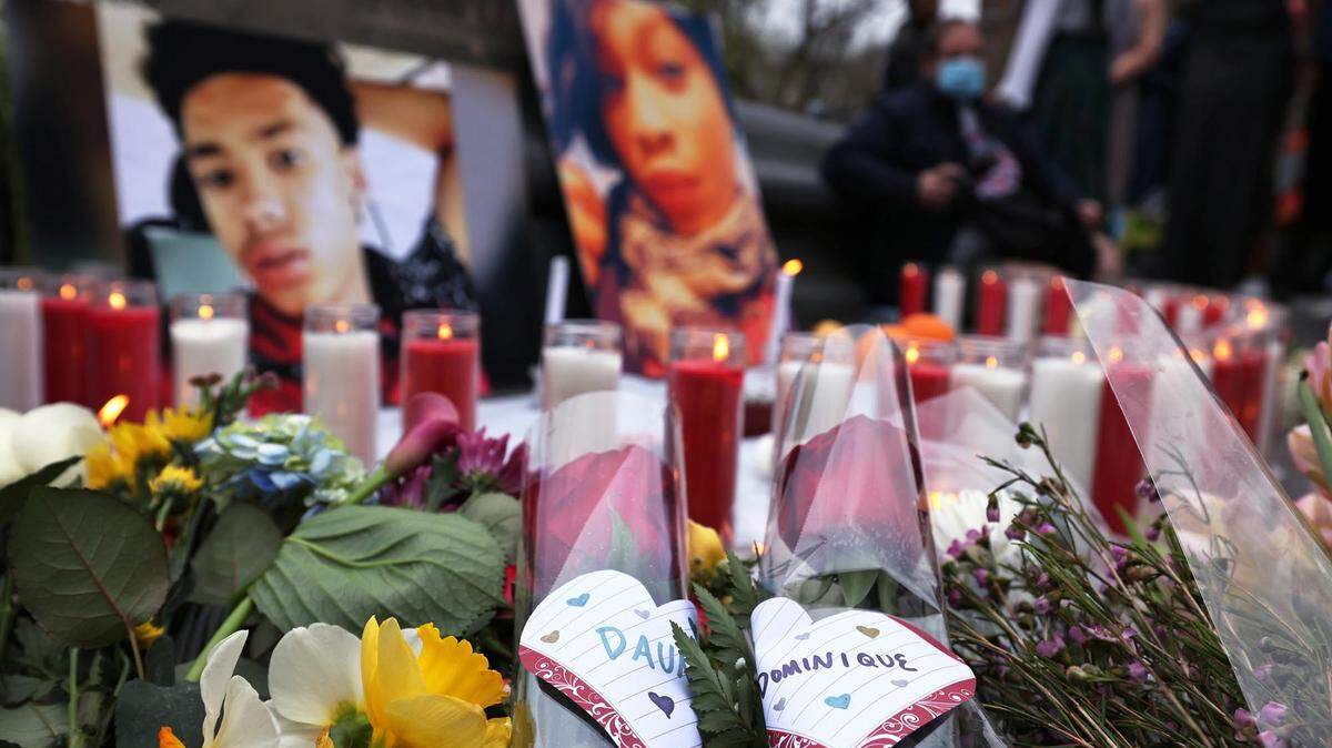 NEW YORK, NEW YORK - APRIL 14: Flowers are seen in a makeshift memorial during a vigil for Daunte Wright and Dominique Lucious at Washington Square Park in Manhattan on April 14, 2021 in New York City. The vigil was held for Wright, a 20-year-old Black man who was shot and killed by a police officer after reportedly being stopped for an expired registration. Police say Kim Potter, a 26-year veteran of the Brooklyn Center Police Department who resigned on Tuesday along with the city’s police chief Tim Gannon, mistook her service weapon for her Taser. A Minnesota prosecutor announced today that he will be charging Potter with second-degree manslaughter in Wright’s death. Dominique Lucious, a 26-year old trans woman, was shot and killed in Missouri after meeting her alleged assailant on a dating site. She is the 14th transgender person and the ninth Black trans woman killed in 2021. (Photo by Michael M. Santiago/Getty Images)