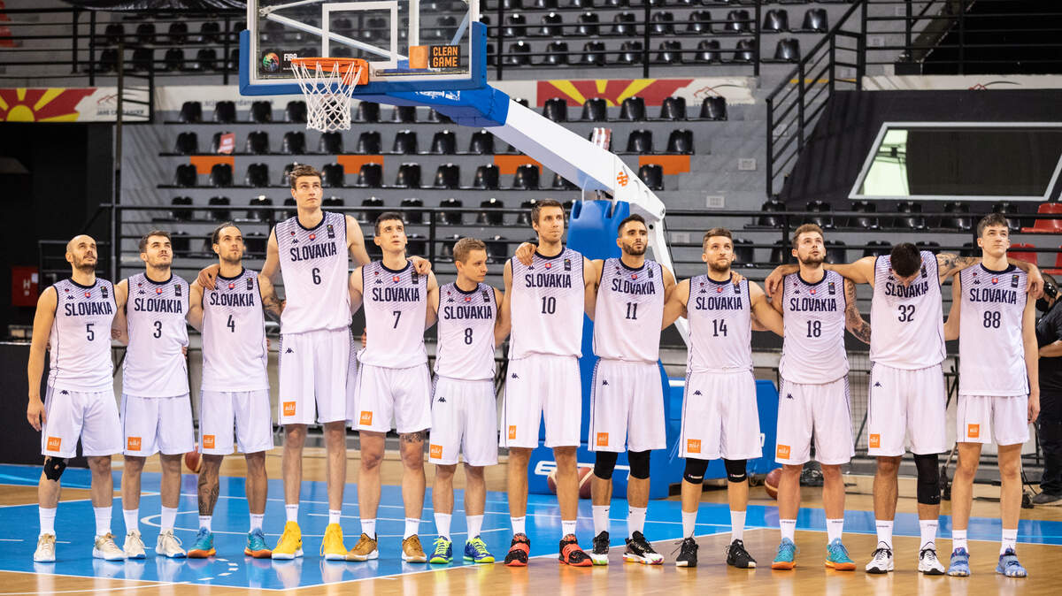 17.08.2021, Skoplje, Jane Sandanski Arena, World Cup European Pre-Qualifiers: Slowakei - Schweiz, team Slowakia during the national anthem before the game. From the left: #5 Simon Krajcovic (Slovakia), #3 Matej Majercak (Slovakia), #4 Mario Ihring (Slovakia), #6 Michael Fusek (Slovakia), #7 Matus Hronsky (Slovakia), #8 Robert Rozanek (Slovakia), #10 Vladimir Brodziansky (Slovakia), #11 Richard KÃ¶rner (Slovakia), #14 David Abrham (Slovakia), #18 Jakub Mokran (Slovakia), #32 Jakub Petras (Slovakia) and #88 Timotej Malovec (Slovakia) (Photo by Nikola Krstic/Just Pictures/Sipa USA)