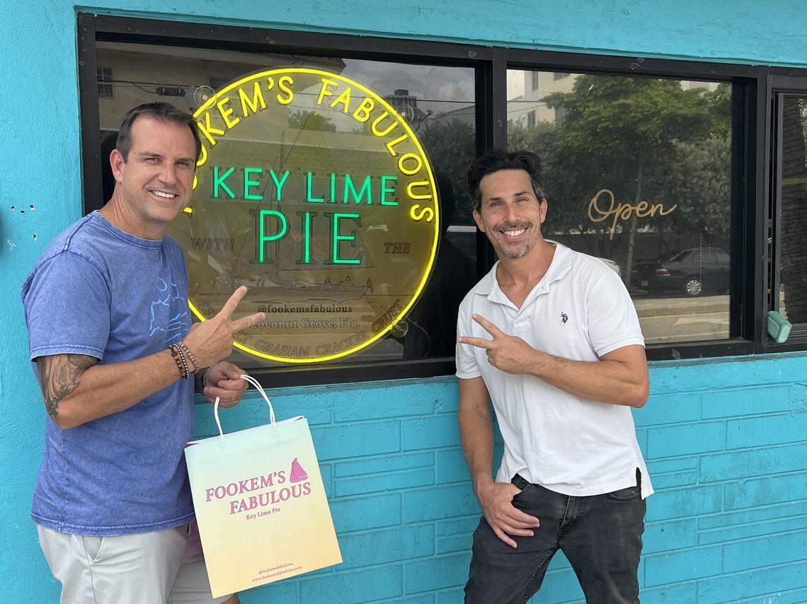 Panthers goaltending coach Robb Tallas and Fookem’s Fabulous owner Joshua Abril at the Coconut Grove pie shop.