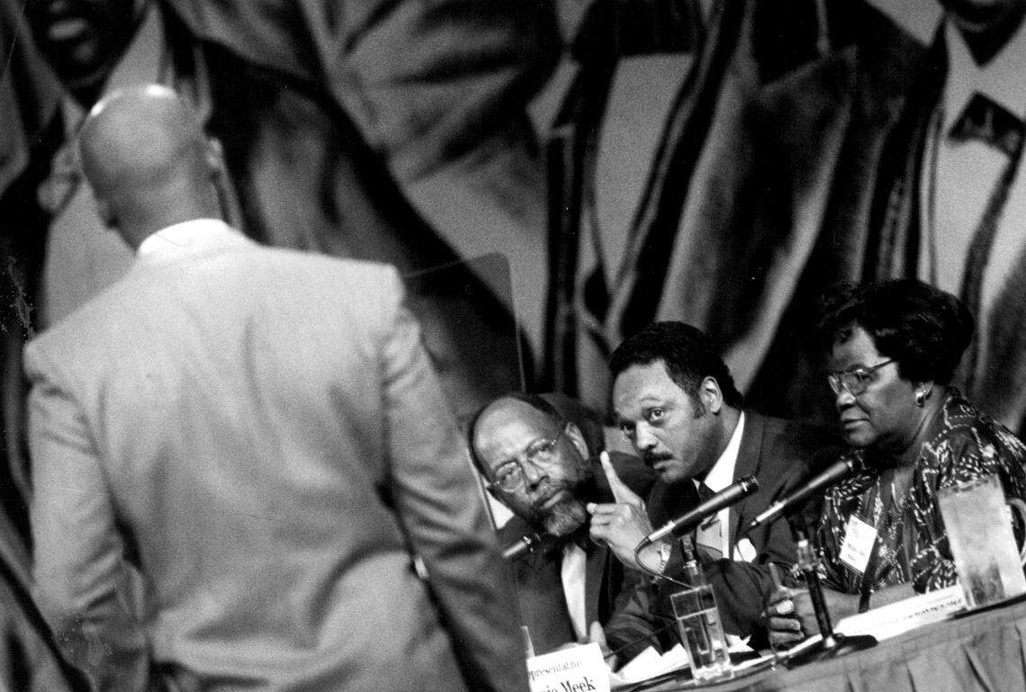 Community leaders discuss crime: Montel Williams, Rep. Craig Washington, the Rev. Jesse Jackson and Rep. Carrie Meek gather to discuss solutions at town hall meeting in Miami.