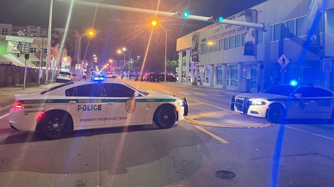 What Miami streets are closed during morning rush hour after police shooting?