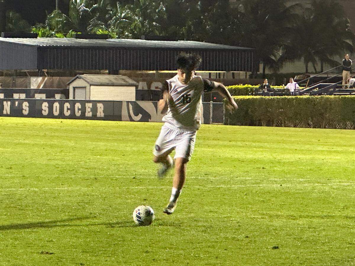 Ferguson’s Franchesco Del Aguila prepares to shoot a penalty kick during the shootout round of Friday’s Region 4-7A semifinal vs. Columbus at FIU.