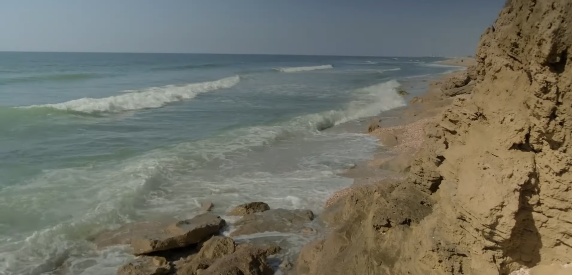 The coastline of Ashkelon near the excavation area.