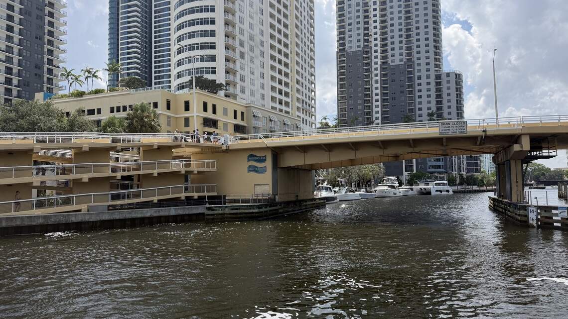 What time for last call at bars in downtown Fort Lauderdale? There’s an issue