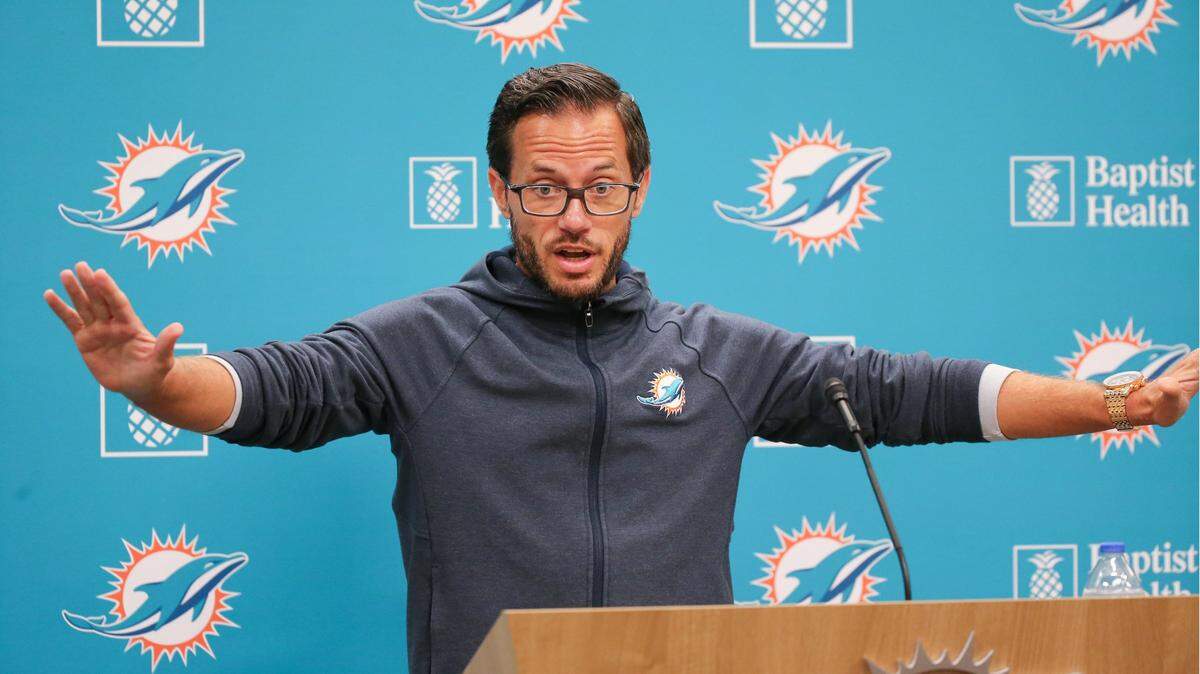 Miami Dolphins coach Mike McDaniel speaks to reporters before practice at Baptist Health Training Complex in Miami Gardens on on Tuesday, August 16, 2022.