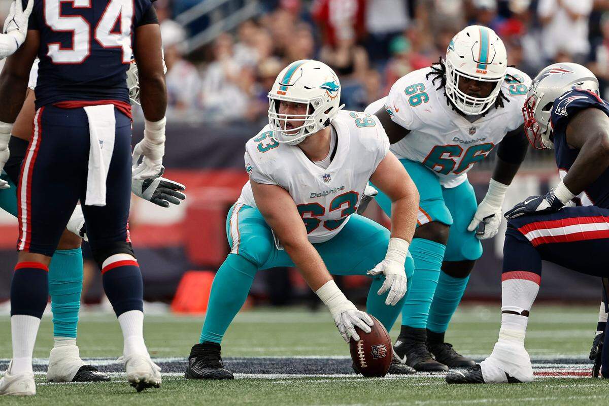 Miami Dolphins offensive center Michael Deiter during the first half of an NFL football game against the New England Patriots, Sunday, Sept. 12, 2021, in Foxborough, Mass. (AP Photo/Winslow Townson)