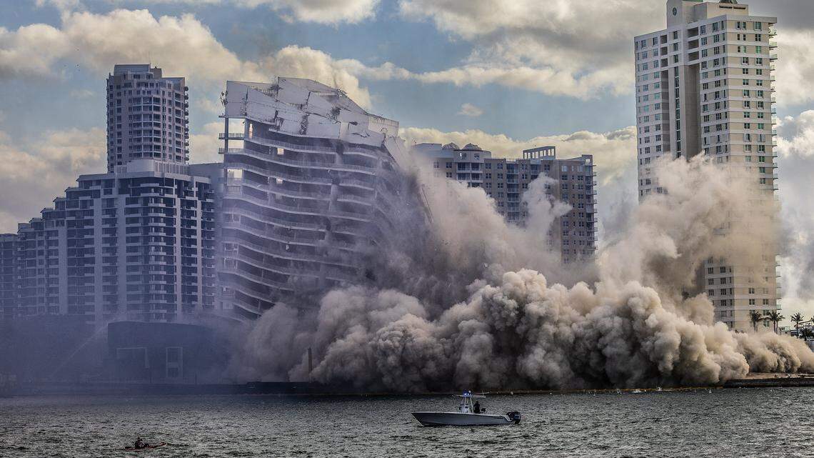 Implosion of Mandarin Oriental on Brickell Key was Miami’s biggest Sunday show
