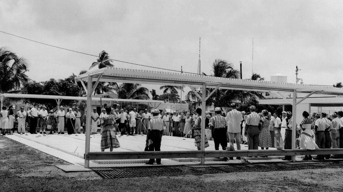 Friendship Corner, a recreational area for senior citizens, Second Street and Washington Avenue in South Beach, offering shuffleboard and checkers.