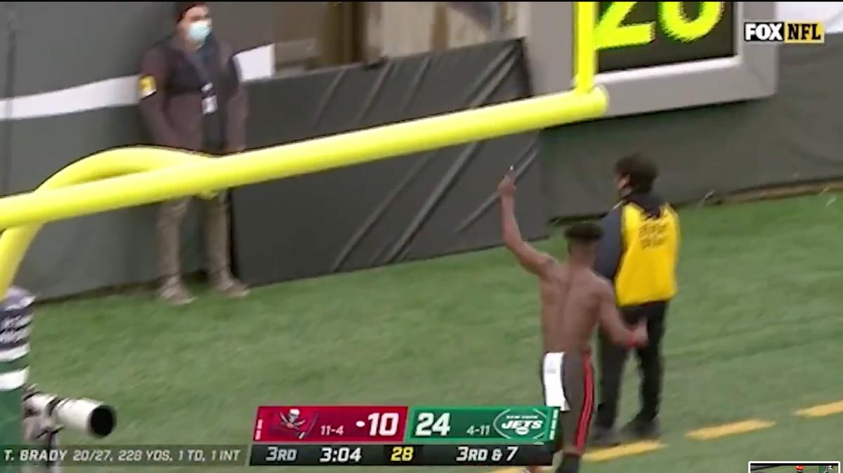 Antonio Brown of the Tampa bay Buccaneers stripped off his pads and uniform, throwing some gear to fans in the stands, before walking off the field mid-game.