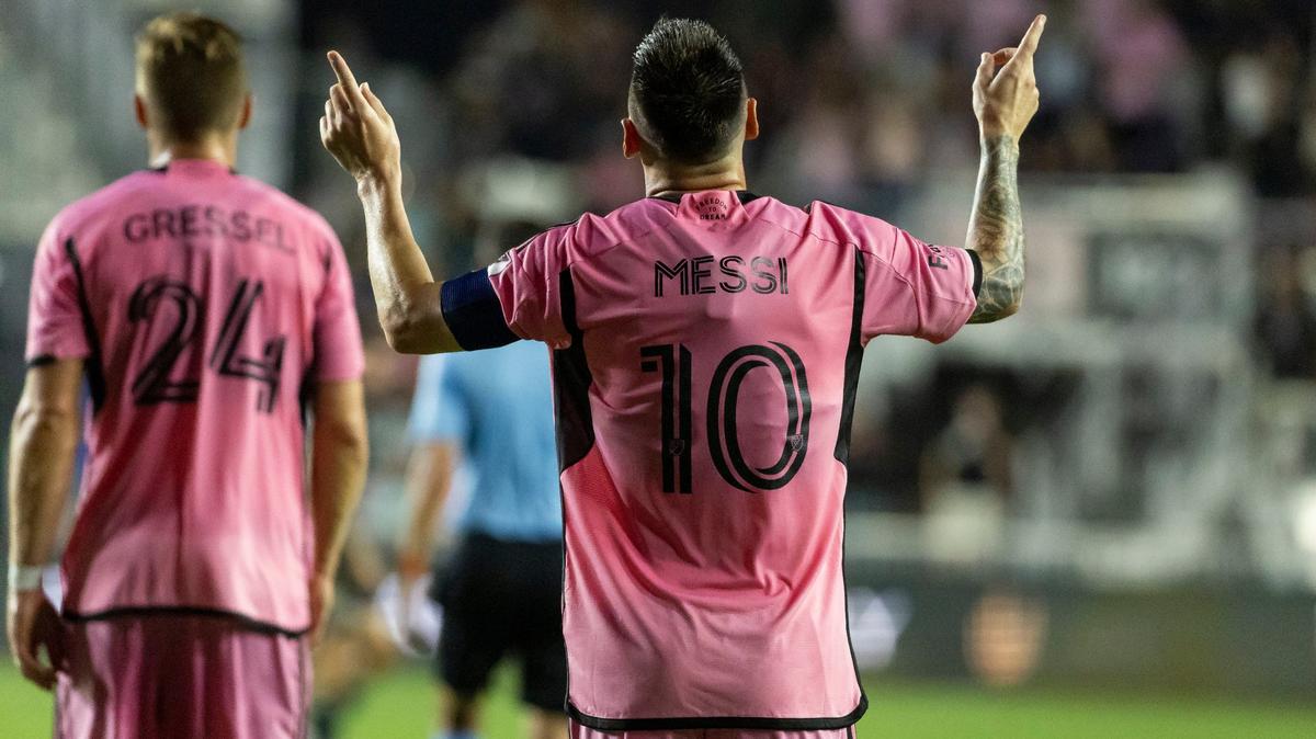 Inter Miami forward Lionel Messi (10) celebrates after scoring a goal against the Philadelphia Union in the first half of their MLS match at Chase Stadium on Saturday, Sept. 14, 2024, in Fort Lauderdale, Fla.
