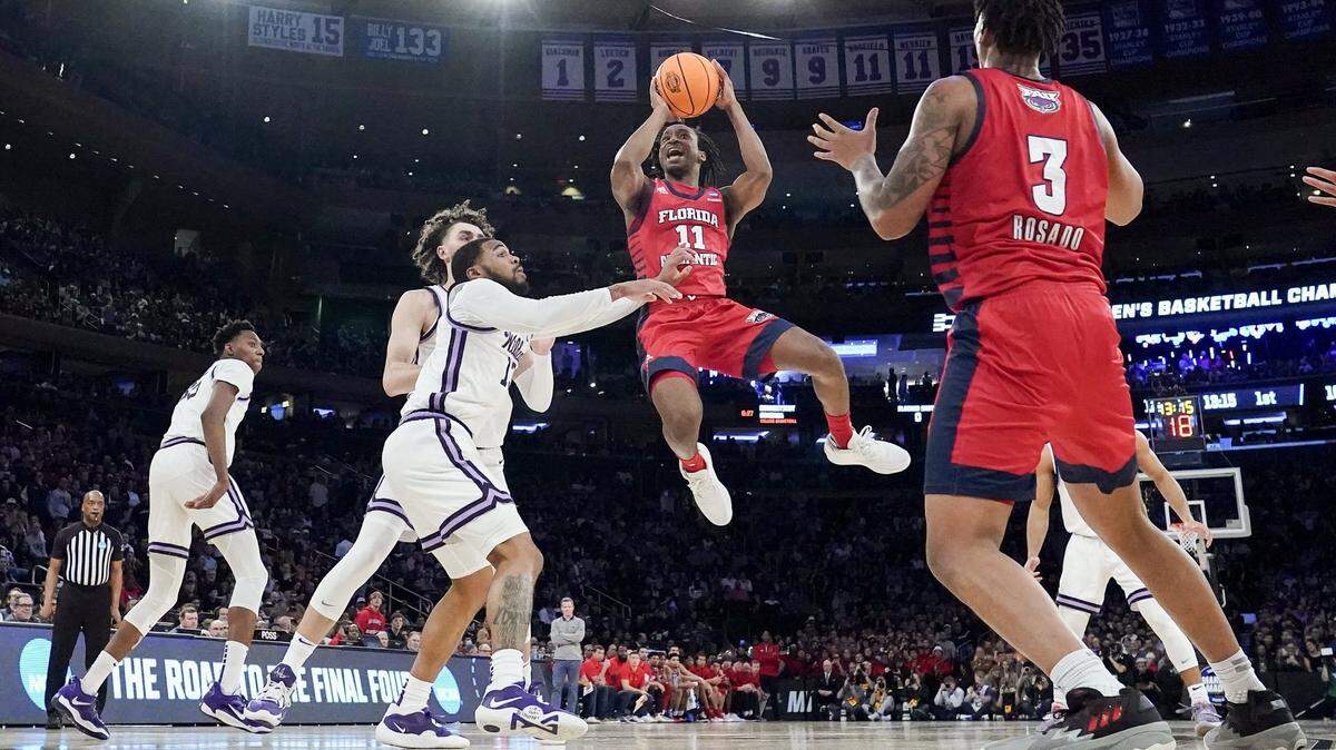 Mar 25, 2023; New York, NY, USA; Florida Atlantic Owls guard Michael Forrest (11) attempts a shot during the first half of an NCAA tournament East Regional final against the Kansas State Wildcats at Madison Square Garden. Mandatory Credit: Robert Deutsch-USA TODAY Sports