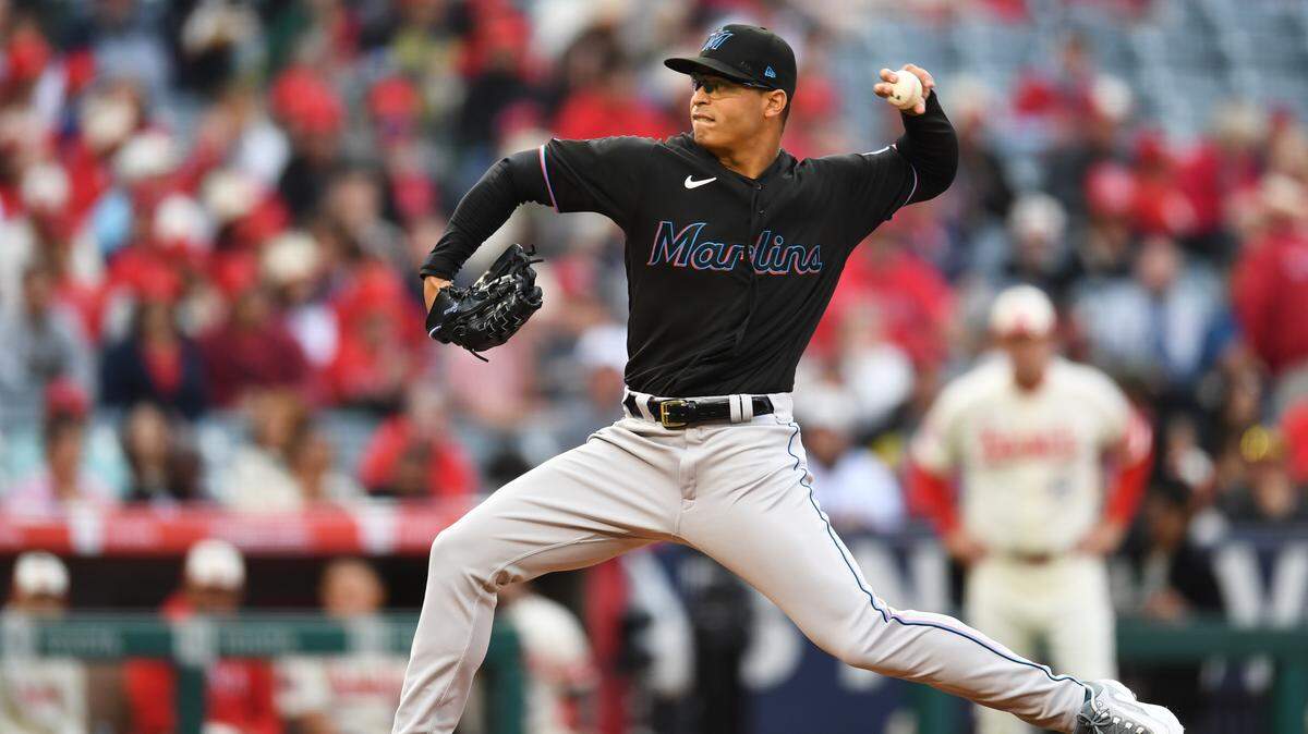 Miami Marlins starting pitcher Jesus Luzardo (44) throws a pitch against the Los Angeles Angels during the first inning at Angel Stadium.