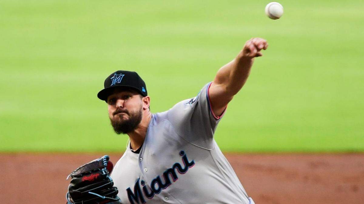 The Miami Marlins’ Caleb Smith pitches against the Atlanta Braves on Wednesday, Aug. 21, 2019, at SunTrust Park in Atlanta