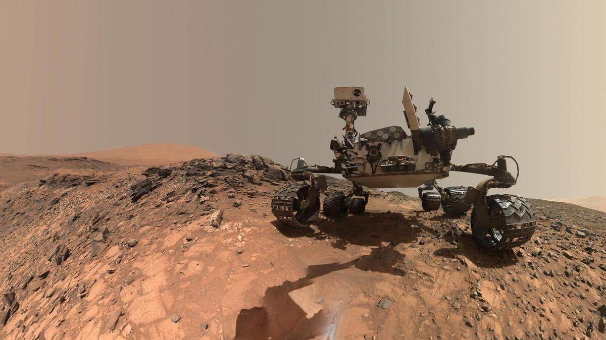 nasa curiosity rover mount sharp mars