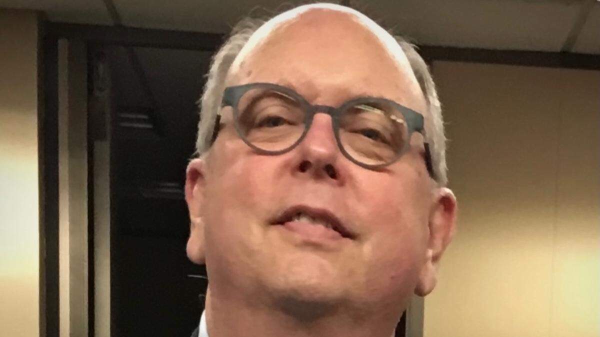 Jack Osterholt, a former deputy mayor in Miami-Dade County and county administrator in Broward, died on Friday, April 2, 2021.