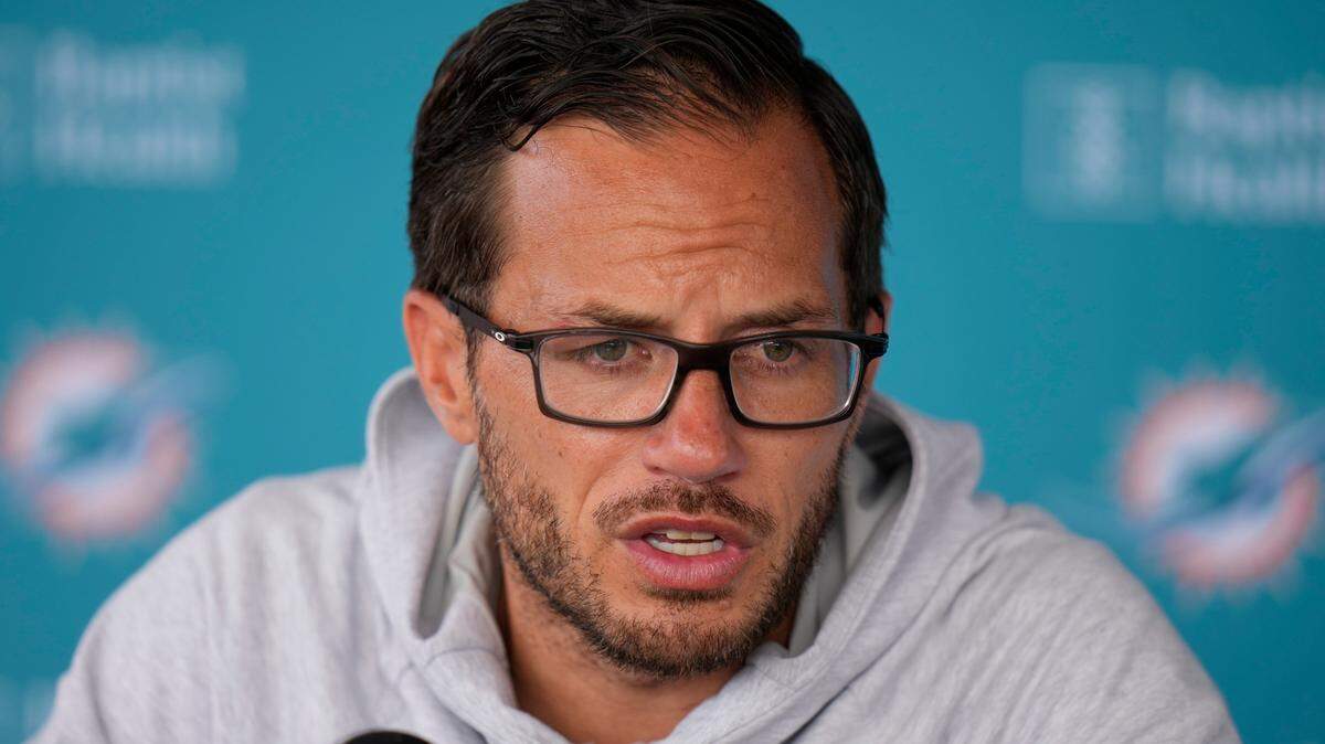 Miami Dolphins head coach Mike McDaniel speaks to the media before a joint practice with the Tampa Bay Buccaneers at an NFL football training camp practice Wednesday, Aug. 10, 2022, in Tampa, Fla. (AP Photo/Chris O’Meara)