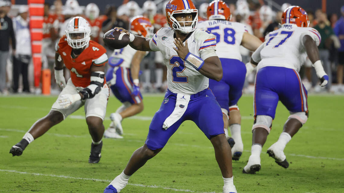 Struggling young quarterbacks at UF, Texas face added pressure before matchup