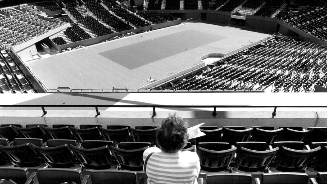 Pro tennis surrounded by water? Look at the big Miami tournament in those early days