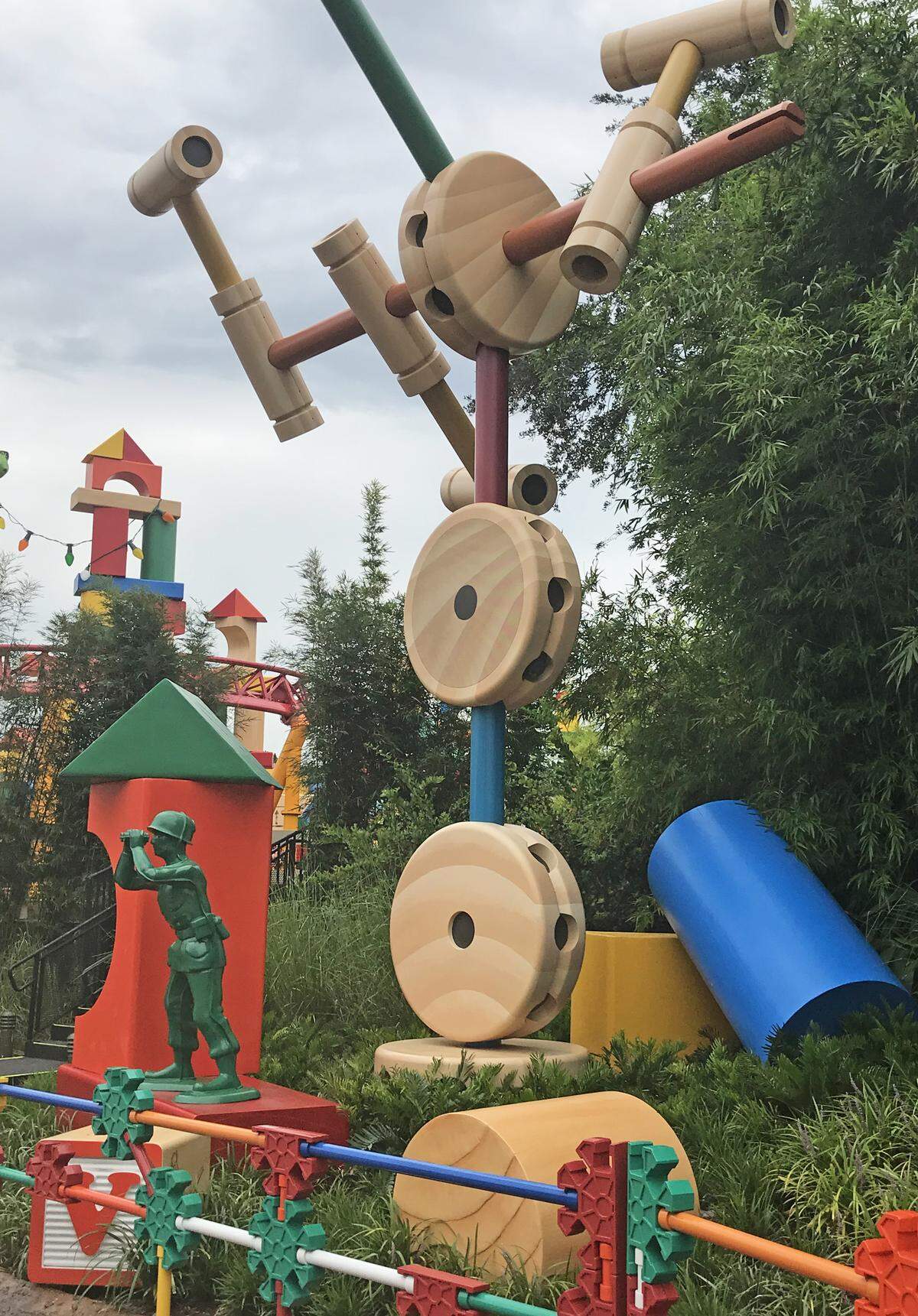 Tinker Toys, Green Army Men and other toys from the mid-20th century are part of the decor at Toy Story Land.