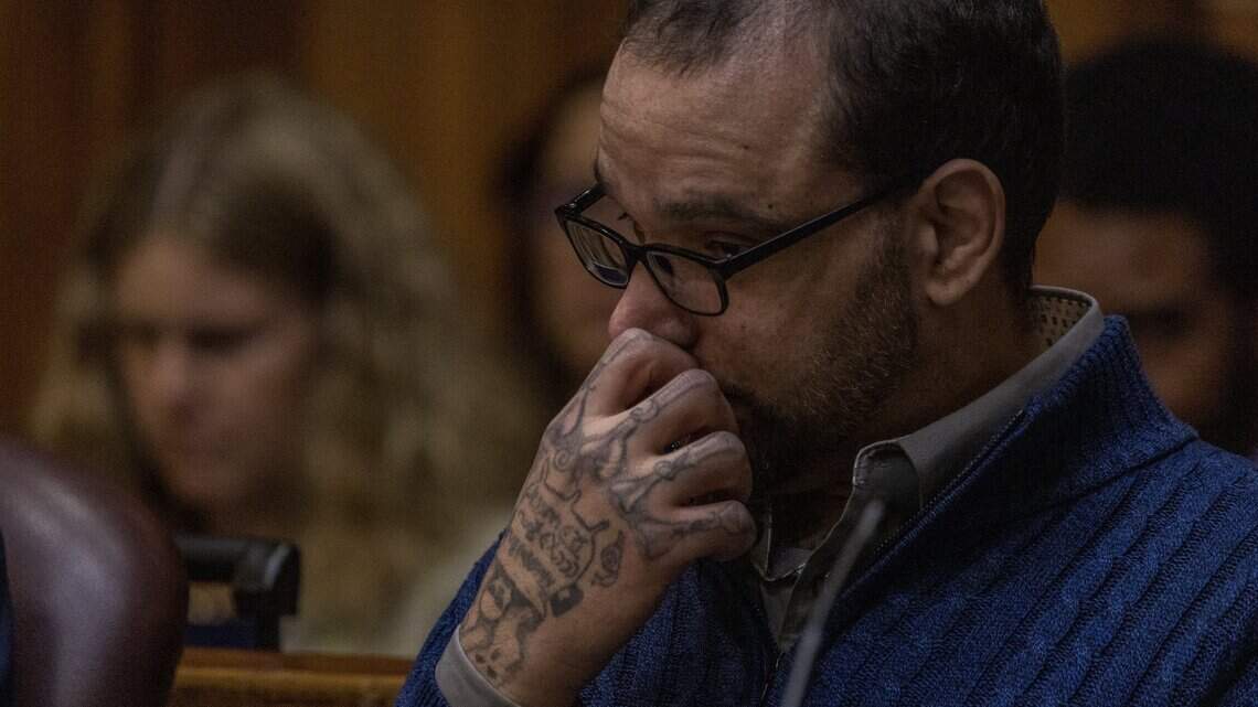 Trial begins for killer who ‘tortured’ wife, her girls with plastic bag