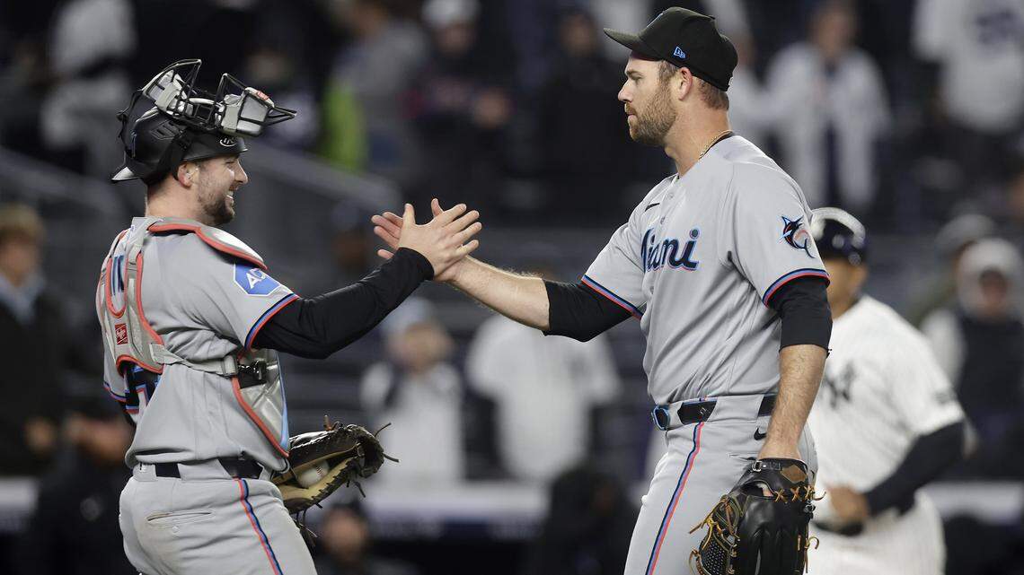 Marlins avoid sweep vs. Yankees thanks to eighth-inning surge