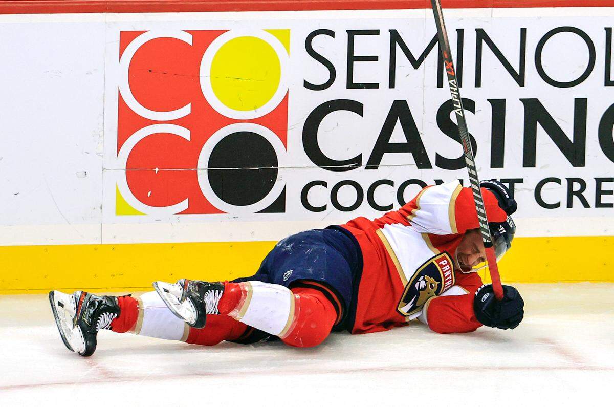 Florida Panthers center Noel Acciari (55) in pain after a play during the first period of an NHL game against the Montreal Canadiens at the FLA Live Arena on Tuesday, March 29, 2022 in Sunrise, Fl.