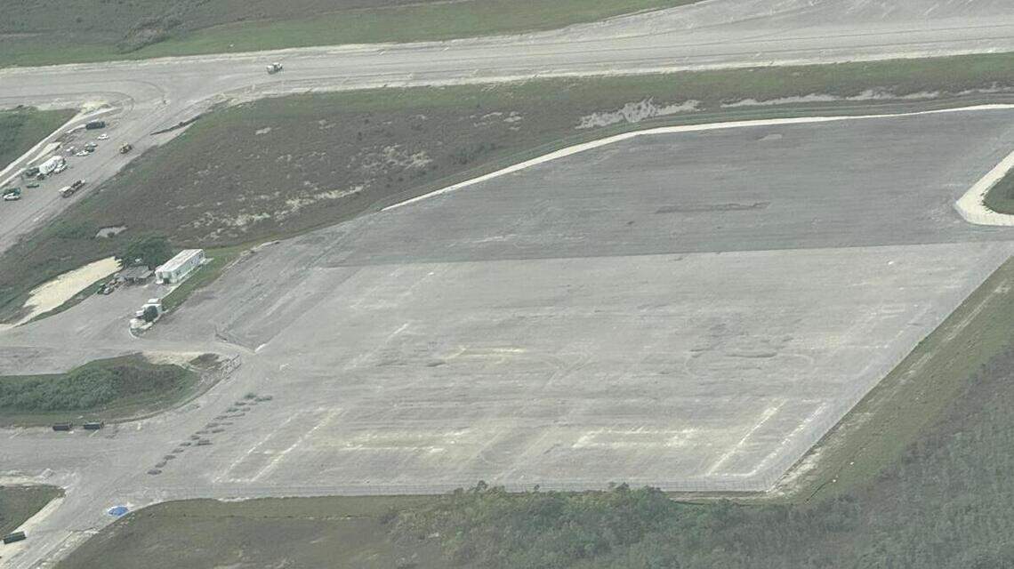 Alligator Alcatraz ya no existe. Tiendas, carteles y generadores desaparecen del sitio del aeropuerto
