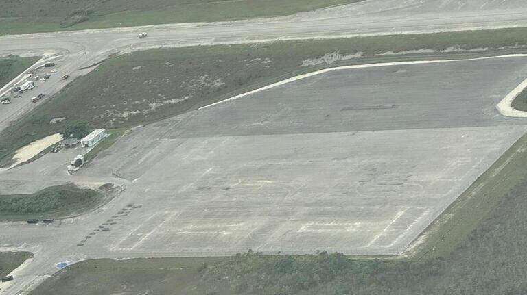 Alligator Alcatraz ya no existe. Tiendas, carteles y generadores desaparecen del sitio del aeropuerto