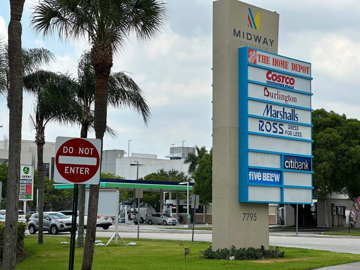 Midway Crossings mall signage on May 30, 2024, at 7795 W. Flagler St. in Miami-Dade. A Macy’s logo may soon slot into this sign if plans come to fruition.