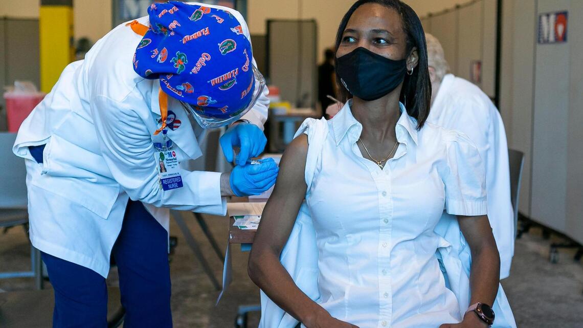‘Leading is scary.’ Doctors, churches try to ease Black Miamians’ concern over vaccine