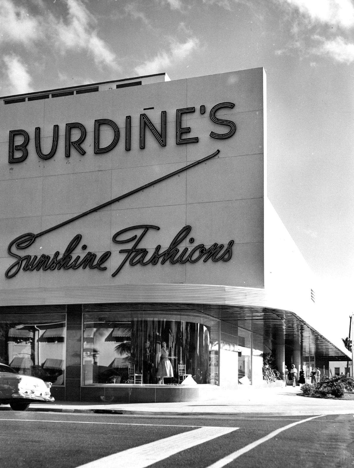 Burdines near Lincoln Road in Miami Beach in 1954.