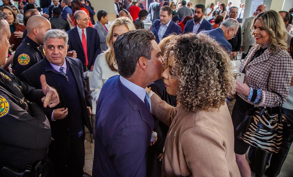 City of Miami Mayor Francis X. Suárez talks with Stephanie Severino, his director of communications, after the mayor’s 2024 State of the City address at an event at Camillus House on Tuesday, Jan. 30, 2024.